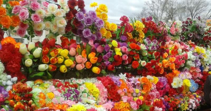 Цветы и венки для кладбища могут вызвать рак
