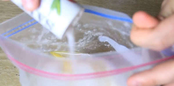 Химический эксперимент: этот фокус поможет тебе сделать замороженный лед всего за 5 минут!